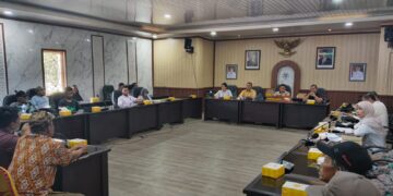 Petani Bangka Selatan Mengadu ke DPRD Babel, Resah Perkebunan Sawit di DAS Jeriji-Bikang