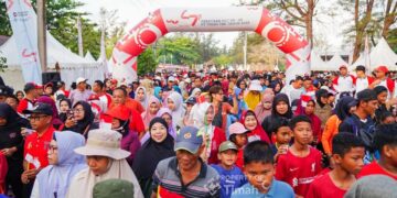 Ribuan Warga Ramaikan Jalan Sehat HUT PT Timah di Beltim