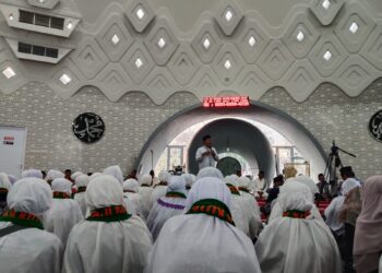 Pemkot Pangkalpinang Lepas 257 Jemaah Calon Haji di Masjid Kubah Timah