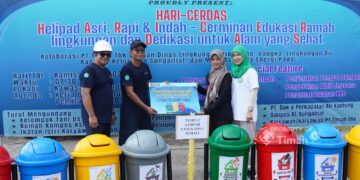 Edukasi Tentang Pengelolaan Sampah Sejak Dini, PT Timah Serahkan Bantuan Tempat Sampah Terpilah ke SDN 1 Pemali 