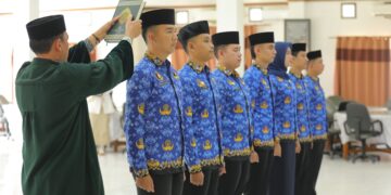 Tujuh Lulusan IPDN Resmi Dilantik Jadi PNS di Pemprov Babel