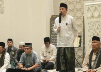  Bupati Bateng: Kita Ingin Masjid Ramai seperti Salat Jumat