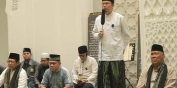  Bupati Bateng: Kita Ingin Masjid Ramai seperti Salat Jumat