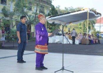 Ratusan Peserta Ikuti Upacara Hardiknas 2025 di Bangka Tengah, Kenakan Pakaian Adat