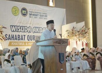 339 Santri Sahabat Qur’an Koba Diwisuda, Bupati Algafry: Ilmu Tauhid Lebih Berharga dari Emas