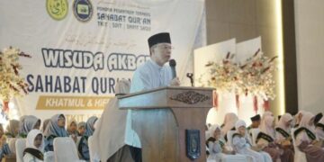 339 Santri Sahabat Qur’an Koba Diwisuda, Bupati Algafry: Ilmu Tauhid Lebih Berharga dari Emas