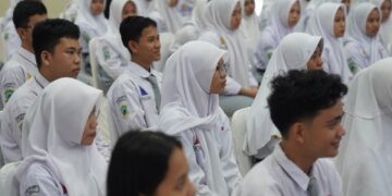 PT Timah Cetak Generasi Emas Lewat Pemali Boarding School, Berikan Beasiswa Bagi 108 Pelajar 