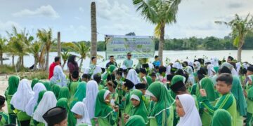 Edukasi Pelajar Untuk Jaga Ekosistem, PT Timah Tbk Libatkan Pelajar MIN 1 Bangka Tanam Mangrove