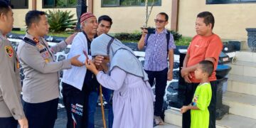 Pulang Setelah 20 Tahun Berpisah, Pria Asal Toboali Disambut Pelukan Anak Tercinta