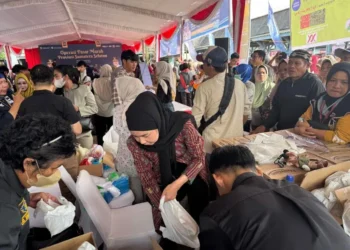 Ribuan Masyarakat Serbu Pasar Murah Pemprov Sumsel dan Bank Sumsel Babel 