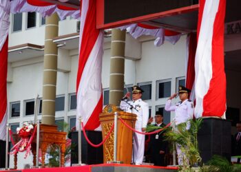 Pj Wali Kota Pimpin Upacara HUT ke-80 RI, Ingatkan Semangat Generasi Muda