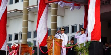 Pj Wali Kota Pimpin Upacara HUT ke-80 RI, Ingatkan Semangat Generasi Muda
