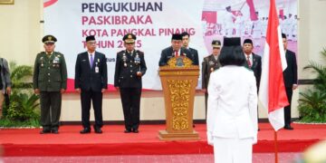 Pengukuhan Paskibraka Pangkalpinang 2025, Ini Pesan Pj Wako Unu