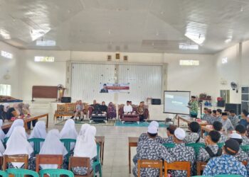 Pahlivi Serap Aspirasi Santri dan Guru Ponpes Al-Muhajjirin Koba