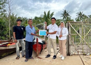 Dukung Perberdayaan Nelayan, PT Timah Salurkan Bantuan Jaring Udang