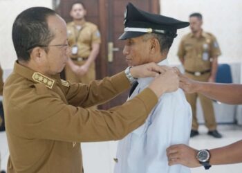 Bupati Algafry Lantik Mamad sebagai Pj Kades Pinang Sebatang 