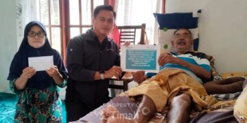 PT TIMAH Tbk Serahkan Bantuan Biaya Pengobatan Warga Desa Pamak, Istri Syamsul Bahri Tak Pernah Menyangka Terima Perhatian dari Perusahaan