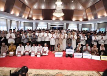 Mahligai Gubernur Jadi Titik Safari Ramadan 1447 H, Hidayat Arsani Salurkan Santunan dan Bansos