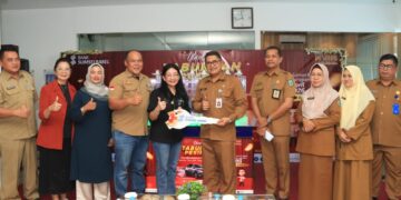 Pensiunan Asal Membalong Sabet Hadiah Utama Undian Pesirah BSB di Tanjungpandan