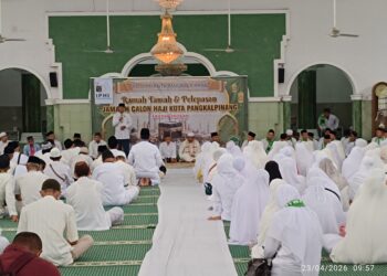 293 Calon Jemaah Haji Pangkalpinang Dilepas Penuh Haru, Walikota Tekankan Perjalanan Hati Menuju Tanah Suci