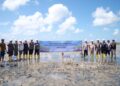 PT TIMAH dan Masyarakat Bergerak Jaga Alam Lewat Penanaman Mangrove di Pantai Mudong