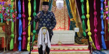 Jaga Warisan Leluhur, Hidayat Arsani Angkat Tradisi Bedulang di Tengah Perantau