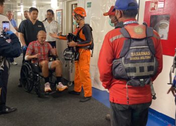 Penumpang Kapal Pesiar Asal AS Dievakuasi ke RSUD Belitung