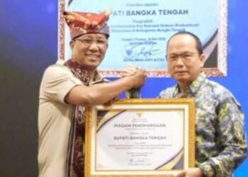 Posbankum Hadir hingga Desa, Bupati Algafry Diganjar Penghargaan Menteri Hukum
