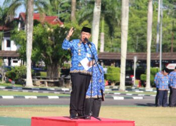 Gubernur Hidayat Arsani Bahas Efisiensi Anggaran dalam Upacara Bulanan Pemprov Babel