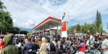 Kelangkaan BBM Meluas, Ketua DPRD Babel Desak Pertamina Bertindak Cepat