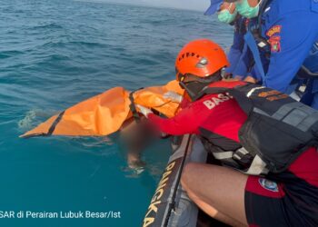 Satu Korban Ditemukan Mengambang di Perairan Lubuk Besar, Tim SAR Cari Satu ABK Lainnya