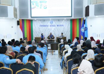 Hakim Mahkamah Konstitusi RI Sambangi UBB, Kupas Peran MK sebagai Penjaga Konstitusi