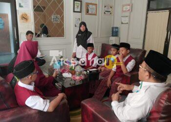 Absensi Digital Buatan Siswa MI Tahfizh Khoiru Ummah Dilirik Kemenag Pangkalpinang