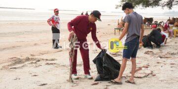 Gerindra Pangkalpinang Turun ke Pantai Pasir Padi, ASRI Didorong Jadi Program Rutin