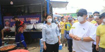 Rina Tarol Perhatikan Perlengkapan Sekolah Anak Kebakaran Serdang, Sejak Lama Ingatkan Pentingnya Damkar dan Jalan