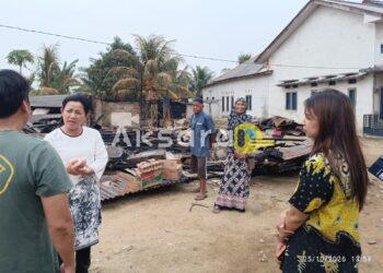 Rina Tarol Sambangi Korban Kebakaran di Air Gegas-Toboali, Upayakan Rumah Layak Huni untuk Nenek Sama Inun