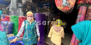 Tak Hanya Sembako, 70 Paket Bantuan Noni Hidayat Menyasar Kebutuhan Rumah Tangga